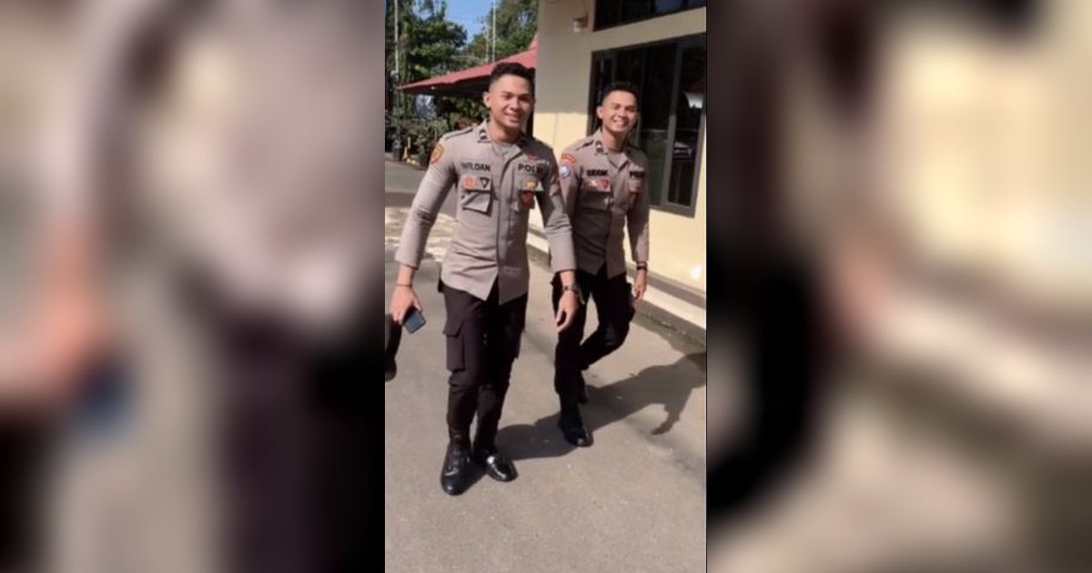 Dua Polisi Kembar Dinas di Polres yang Sama, Ketampanannya Ramai Disorot bikin Kaum Hawa Lomba-lomba Berkenalan