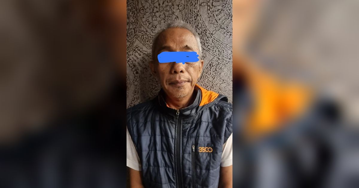 Sebar Video Hoaks Pendemo Ditusuk Aparat, Lansia di Bekasi Diringkus Polisi