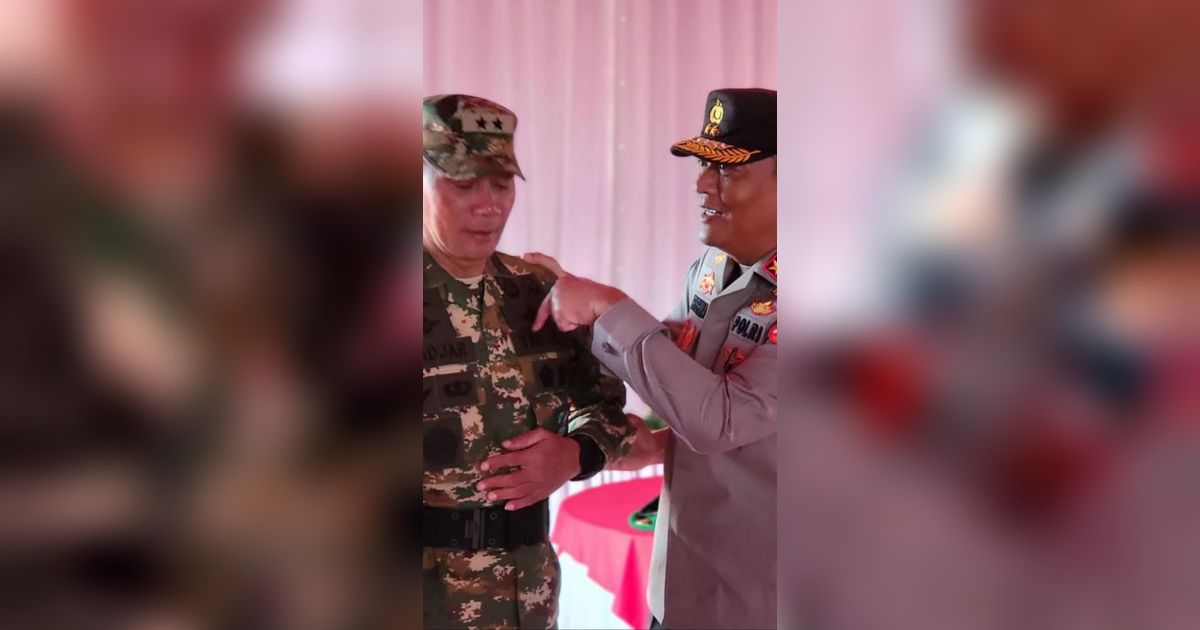 Lama Tak Jumpa, Kakak Adik Sama-sama Jenderal di TNI-Polri Bertemu di Pusdik Kopassus lalu Salam Komando