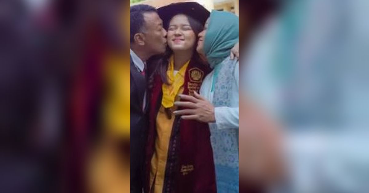 Baru Diwisuda, 'Jian Ayune Sundul Langit' Nama Lengkap Anak Bupati Ponorogo Sukses Curi Perhatian