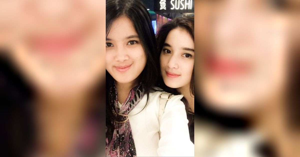 Sering Dikira Kembar, Ini Potret Rosiana Dewi & Sang Kakak yang Sama-sama Cantik Menawan