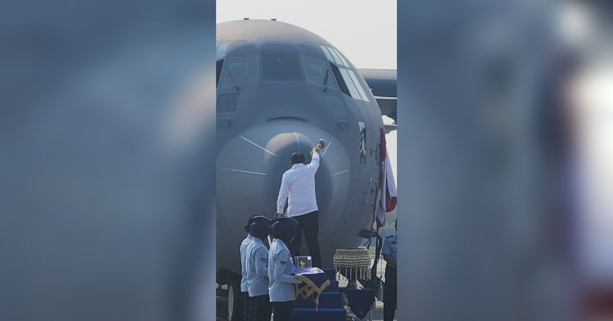 Potret Garangnya Super Hercules Canggih Diserahkan ke TNI AU, Wamenhan Janji Alutsista Tua Diganti