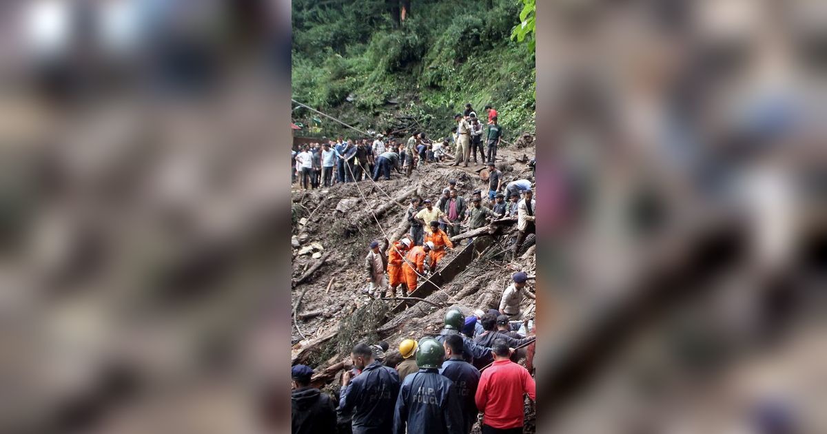 FOTO: Dahsyatnya Tanah Longsor Dipicu Hujan Lebat di Wilayah Himalaya India,  50 Orang Tewas