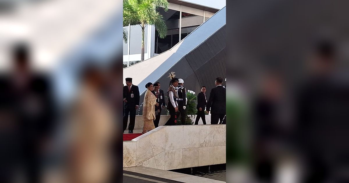 Hadiri Sidang Tahunan MPR, Jokowi Pakai Baju Adat Tanimbar Maluku