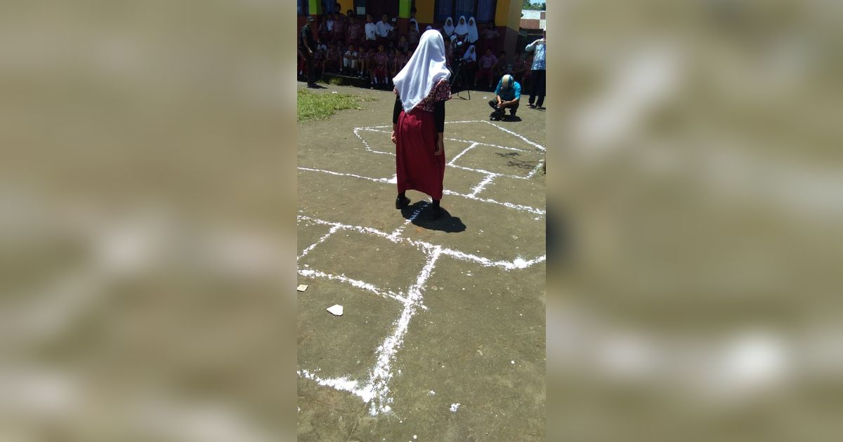 Mengenal Permainan Konclong Khas Garut, Permainan Tradisional yang Melatih Kreativitas Anak