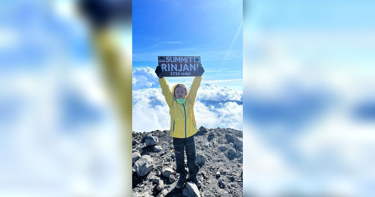 Bocah Kelas 5 SD Ini Berhasil Taklukan Gunung Rinjani, Aksinya Banjir Pujian