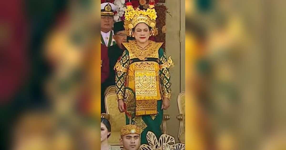 Tampil Beda dengan Jokowi, Ibu Negara Iriana Pakai Baju Adat Bali Pada HUT Ke- 78 Didominasi Warna Kuning Emas