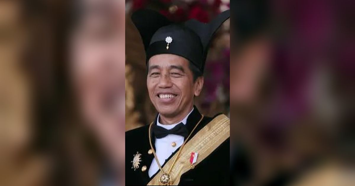 VIDEO: Jokowi Ungkap Sampai Tikungan Desa Ada Foto Saya Bareng Capres