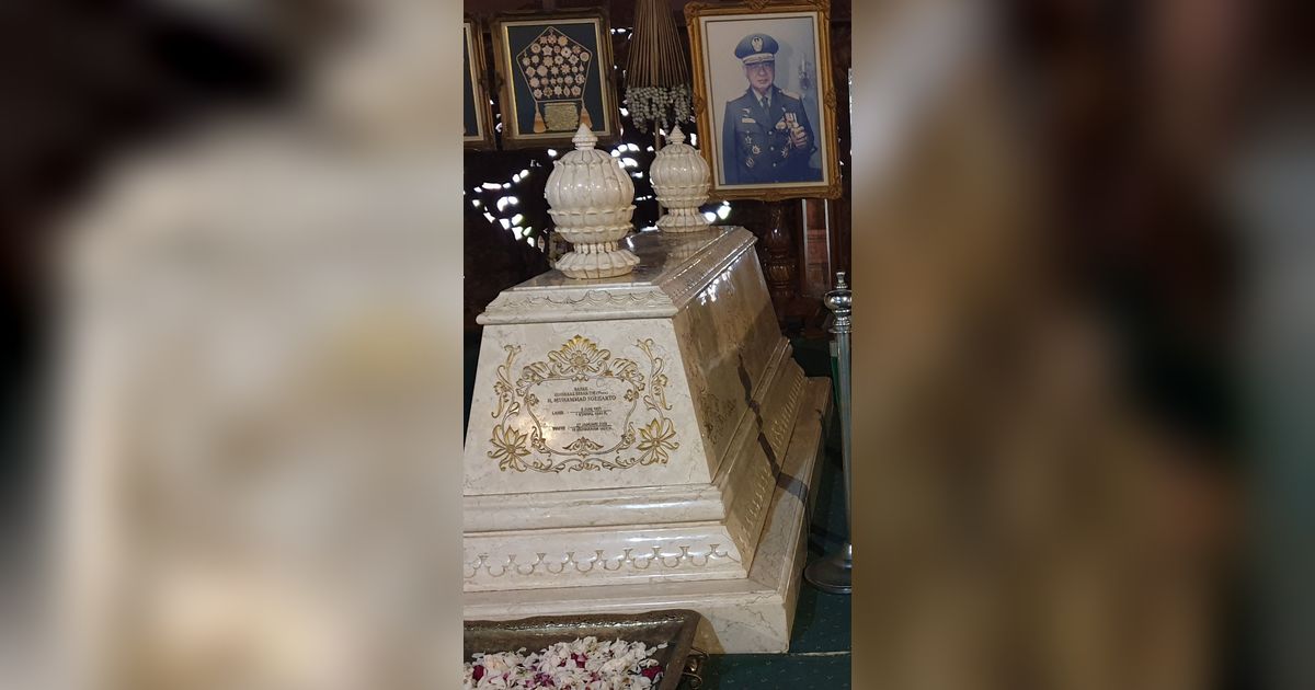 Sering Dikunjungi Para Jenderal TNI, Ini Kondisi Makam Soeharto di Lereng Lawu