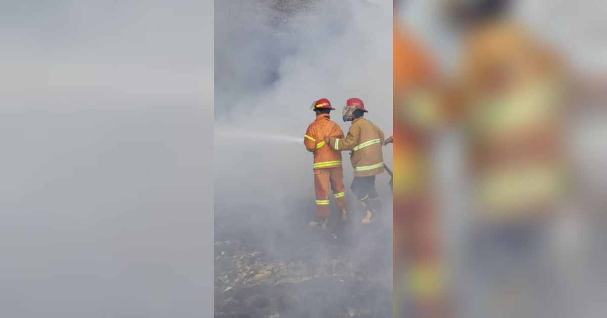 TPST Bantar Gebang Kebakaran, 22 Lapak Pemulung dan Empat Motor Ludes Terbakar