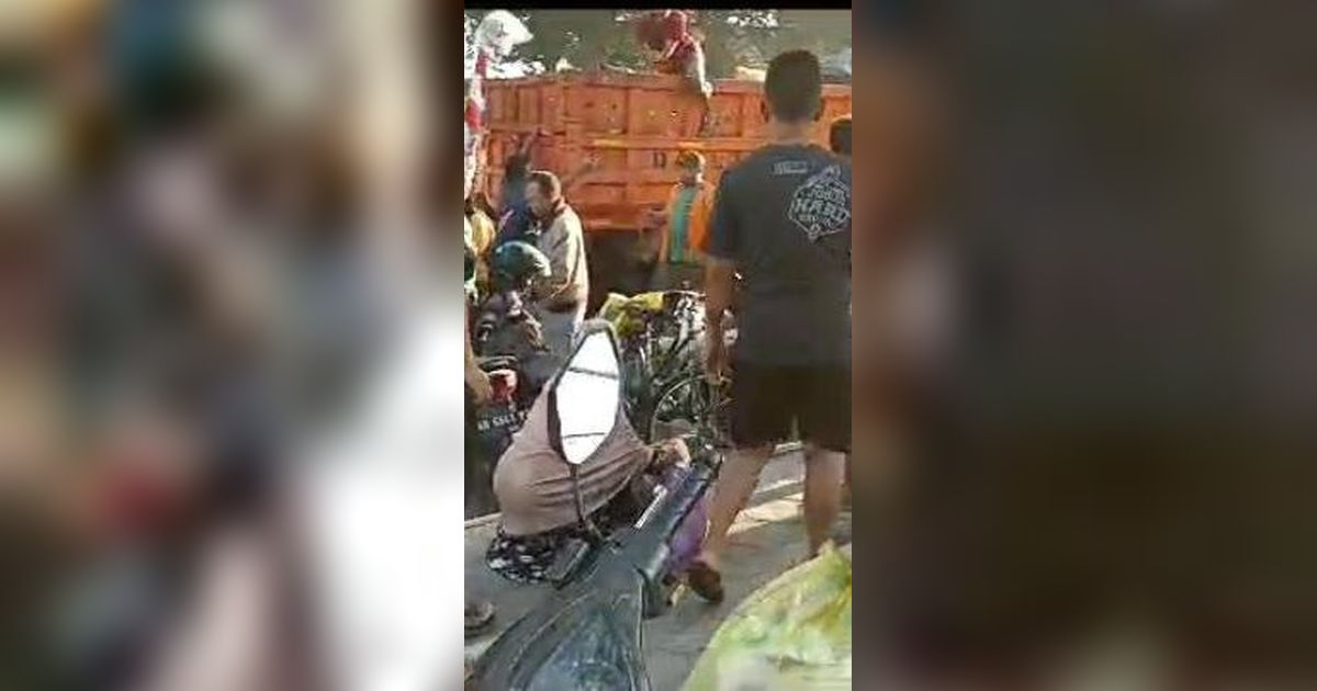 TPA Piyungan Yogyakarta Buka Tutup, Warga dan Petugas Saling Lempar Sampah