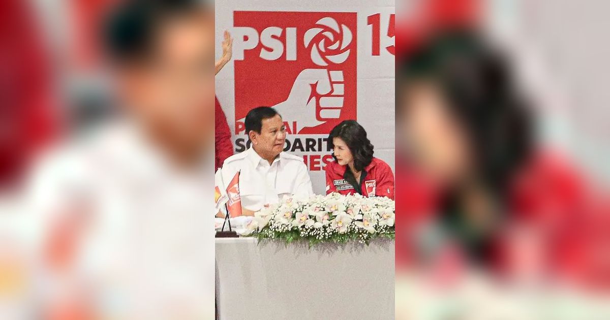 Disambangi Gerindra, PSI Berikan Foto Prabowo-Jokowi Pelukan