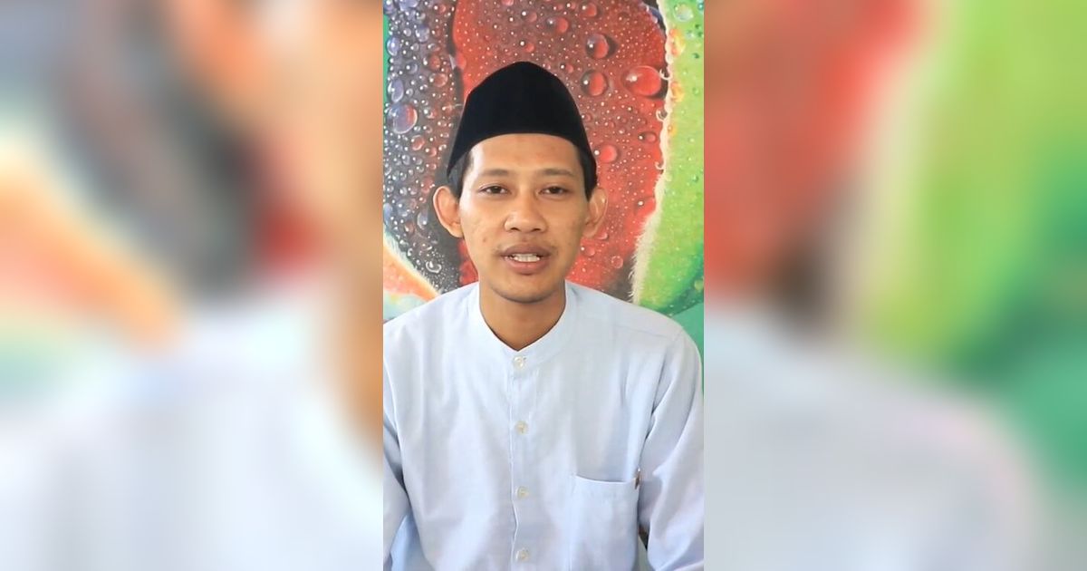 Buktikan Santri Bisa Jadi Seniman Lukis, Ini Sosok Muhid Ruslan Pemuda Asal Tangerang