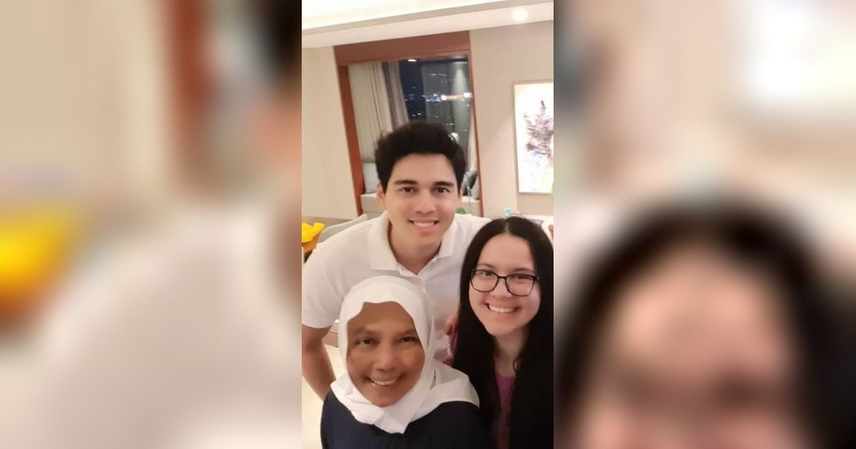 Calon Mertua Luna Maya, 8 Foto Cantik Ibunda Maxime Bouttier yang Berhijab dalam Kehidupan Harmonis Bersama Suami Bule dan Anak Blasteran