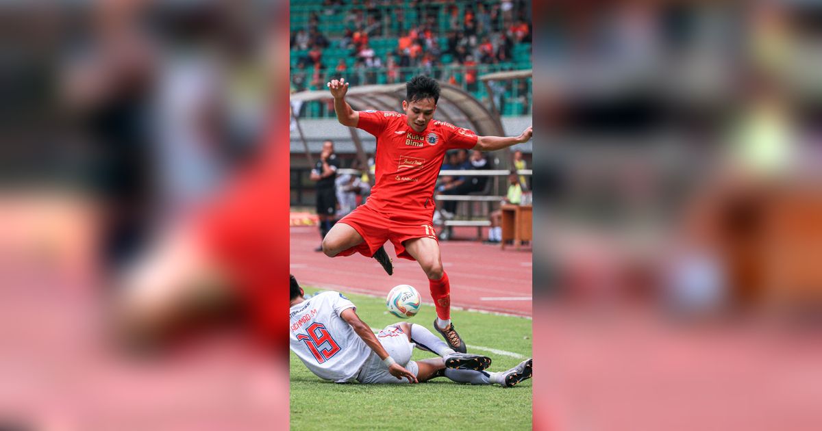 FOTO: Jamu Arema FC dengan Skor Imbang 2-2, Persija Jakarta Gagal Raih Poin di Laga BRI Liga 1