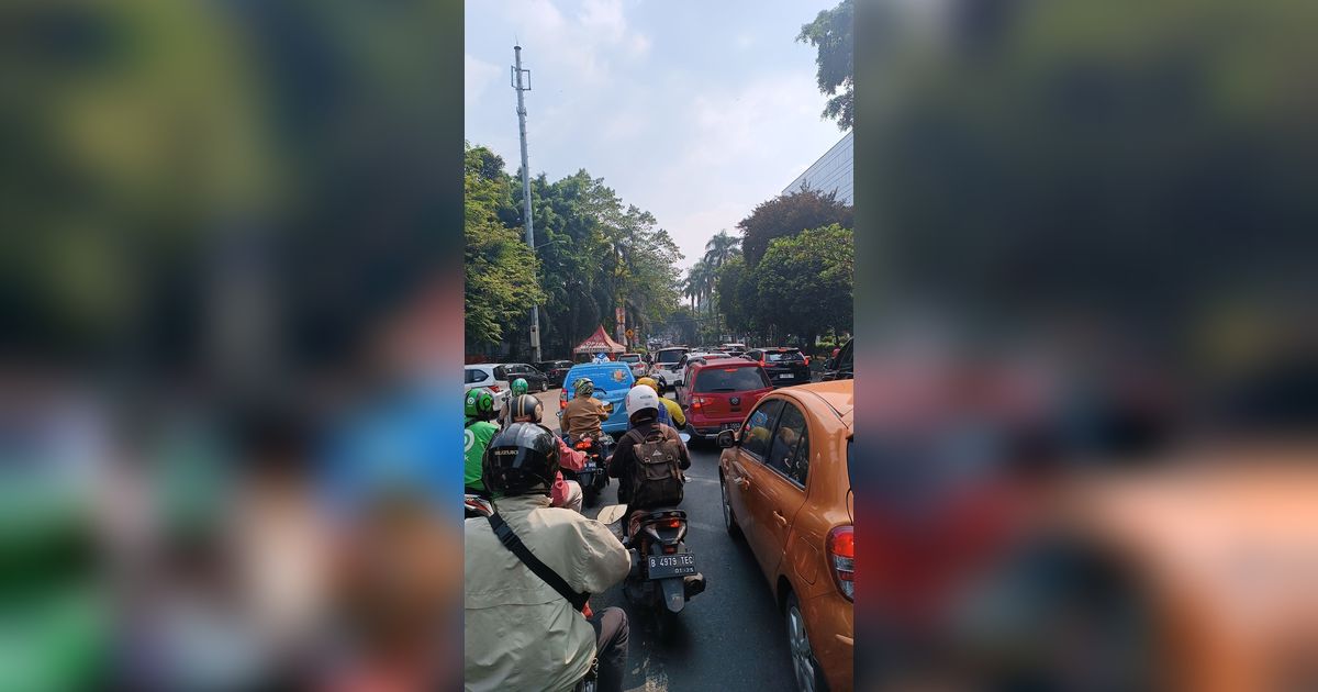 Begini Kondisi Jalan Jakarta Selatan saat Diterapkan WFH untuk PNS