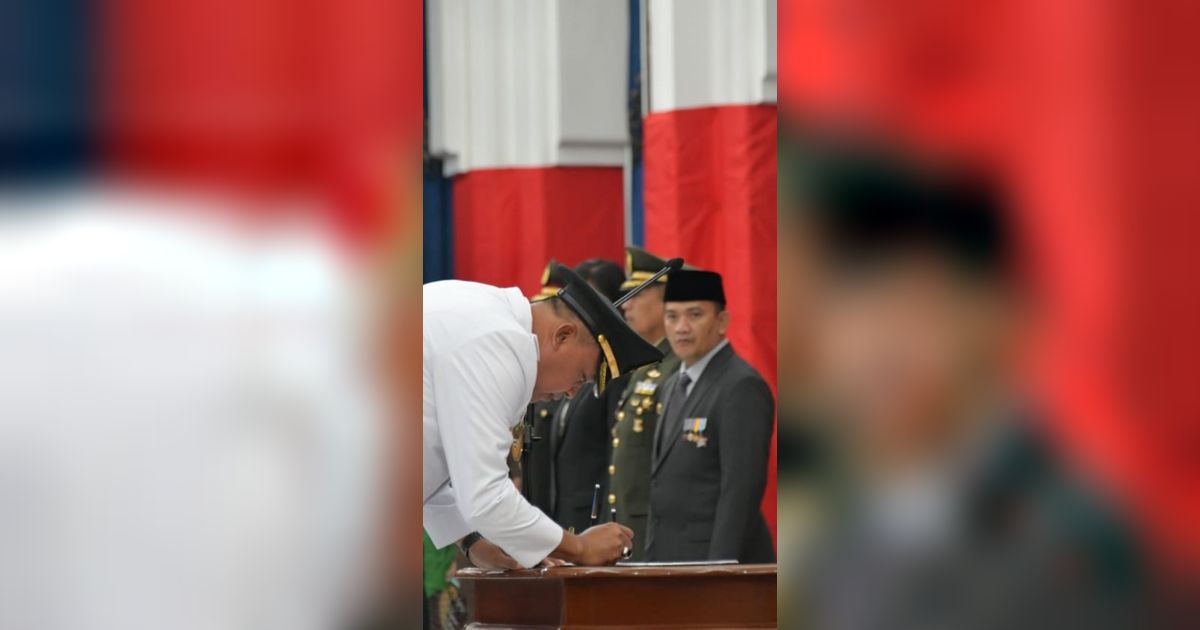 Rahmat Effendi Dipenjara, Tri Adhianto Resmi Dilantik Sebagai Wali Kota Bekasi