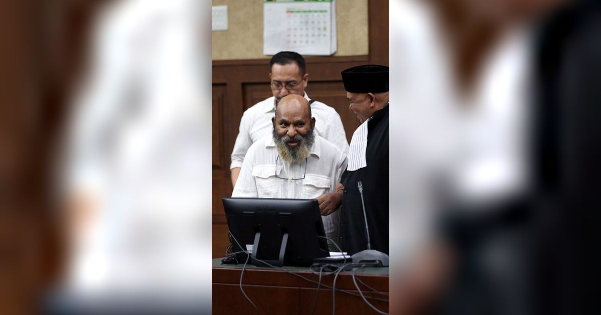 FOTO: Sidang Lanjutan Kasus Lukas Enembe, dari Hakim Kasih Ultimatum Saksi hingga Ungkap Kiriman Uang Rp1 Miliar