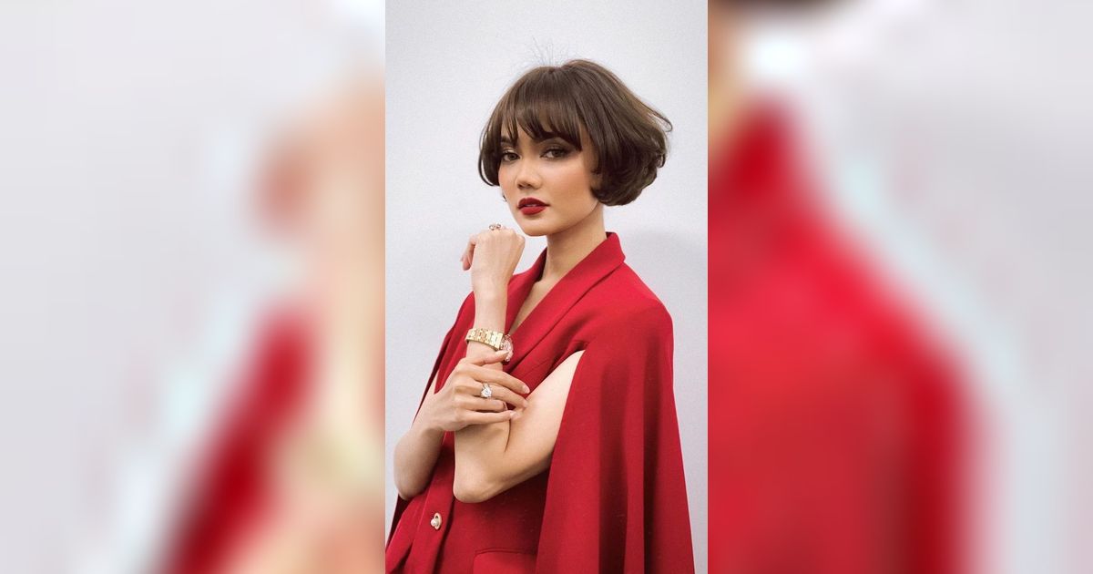 Luput Dari Sorotan Kamera, Intip Deretan Potret Rumah Luas nan Megah Milik Rina Nose