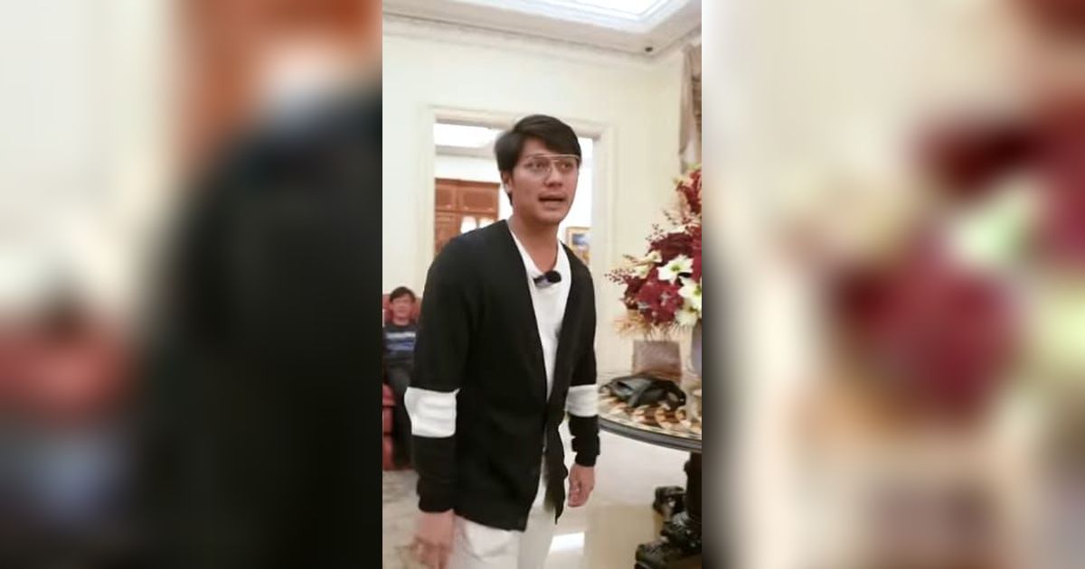 Potret Rizky Billar Melongo Kunjungi Istana Super Mewah Crazy Rich PIK, Ada TV Canggih Seharga Rp300 Juta