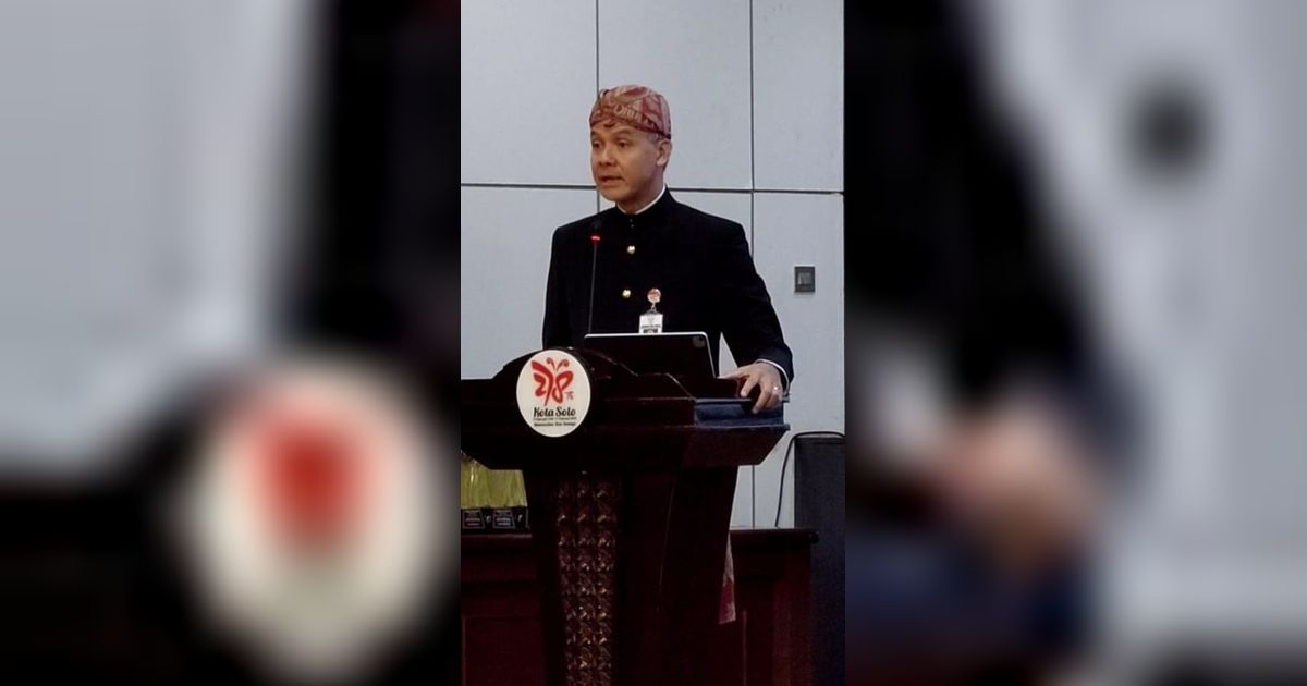 Gibran Tidak Hadir Dampingi Ganjar di Balai Kota Solo, Ada Apa?