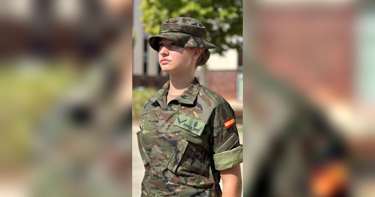 FOTO: Cantik dan Menawan, Intip Pesona Putri Mahkota Spanyol Berseragam Loreng Saat Jalani Pelatihan Militer