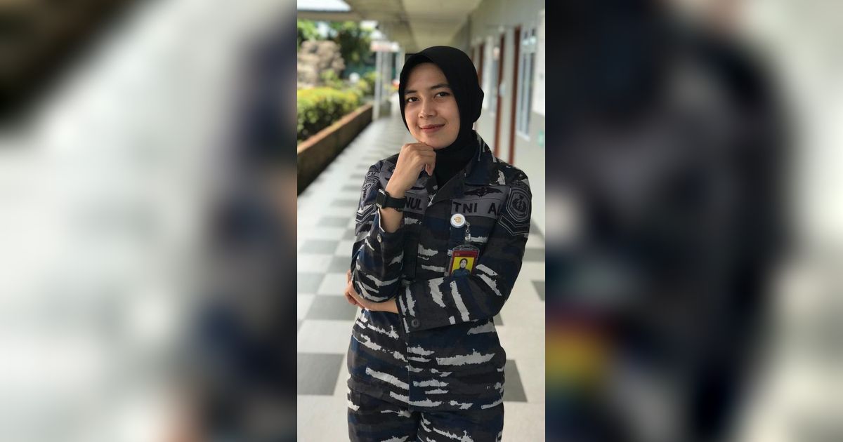 Saat Pendidikan Dikira Cowok Ganteng, Setelah Resmi jadi TNI lalu Berhijab Ternyata Cewek Cantik Manisnya Minta Ampun