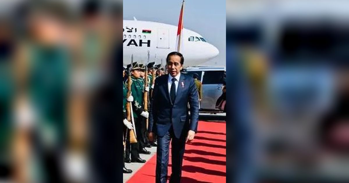 VIDEO: Jokowi Pulang dari Afrika Bawa 'Oleh-Oleh' Air, Ada Apa?