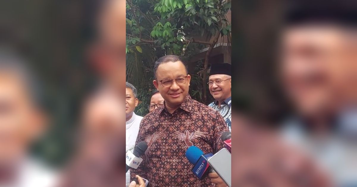 Anies dengan Salim Segaf Bahas Strategi Pilpres Ditemani Kopi dan Roti Tuna