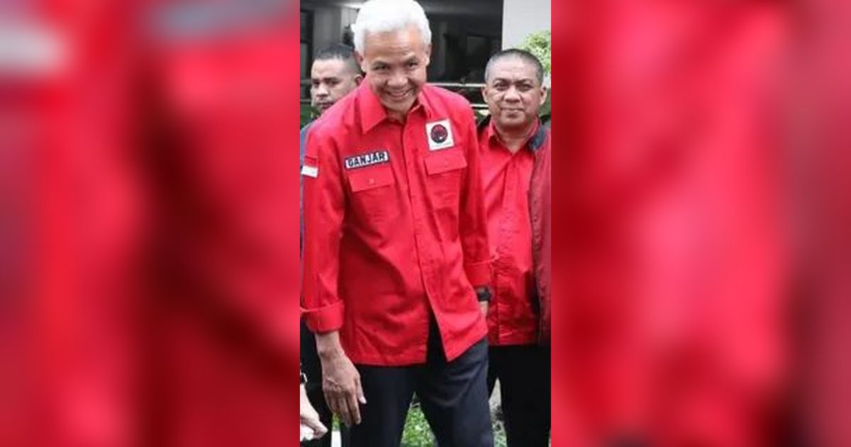 Seratus Orang Relawan Dilantik, Sebar Visi Misi Capres Ganjar Pranowo di Media Sosial