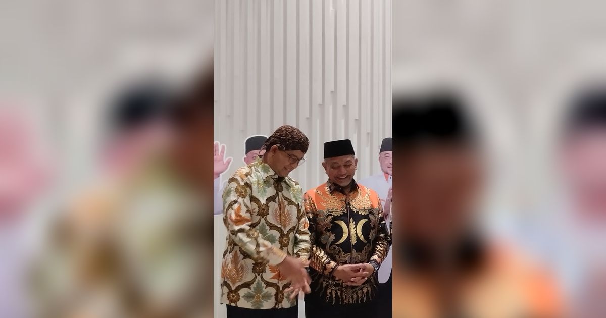 Seperti Jokowi, Anies Lempar Kuis Berhadiah Sepeda saat Pergelaran Wayang PKS