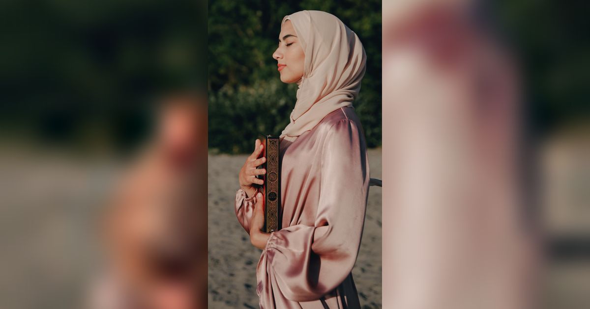 10 Manfaat Surat Al Waqiah yang Rutin Dibaca Tiap Hari, Amalan Jauhi Kemiskinan dan Kefakiran