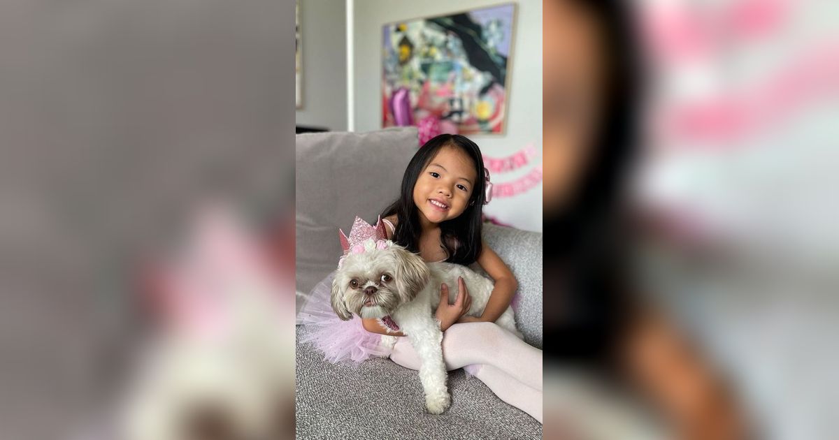 10 Potret Perayaan Ulang Tahun Anjing Peliharaan Farah Quinn: Meriah Seperti Pesta Putri Kerajaan