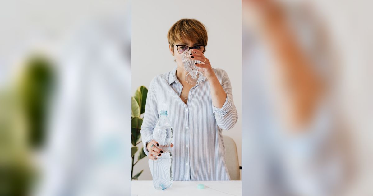 7 Kondisi yang Menyebabkan Seseorang Haram untuk Minum Air Putih