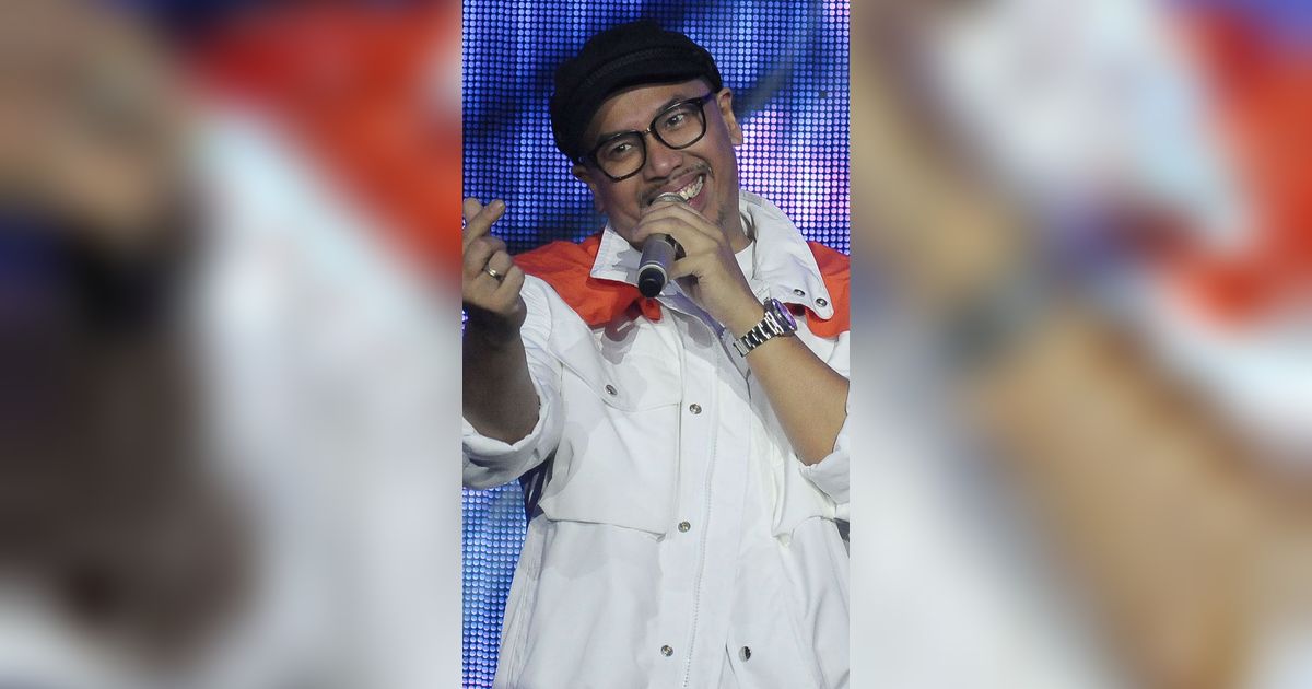 FOTO:  Momen Kerispatih dan Sammy Simorangkir Ajak Penggemar Bernostalgia dalam Konser Gen-P Generasi Pesta