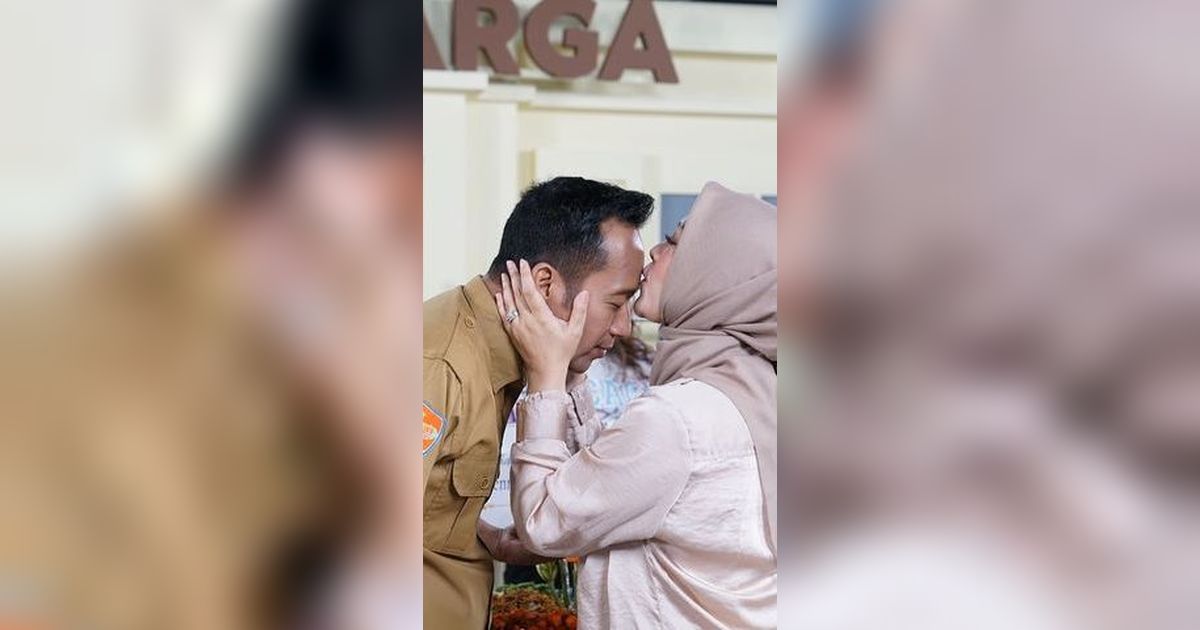 Potret Ulang Tahun Denny Cagur ke-46, Dapat Kejutan Istimewa dari Istri saat Syuting