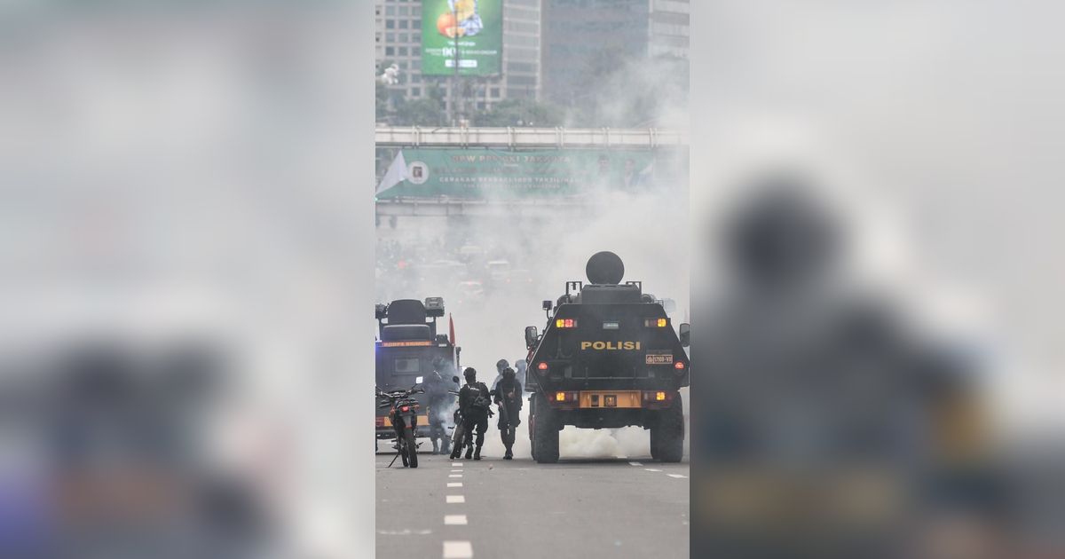 ICW Ungkap Pengadaan Gas Air Mata Polri Rp2,1 T, Tapi Tidak Dibuka ke Publik