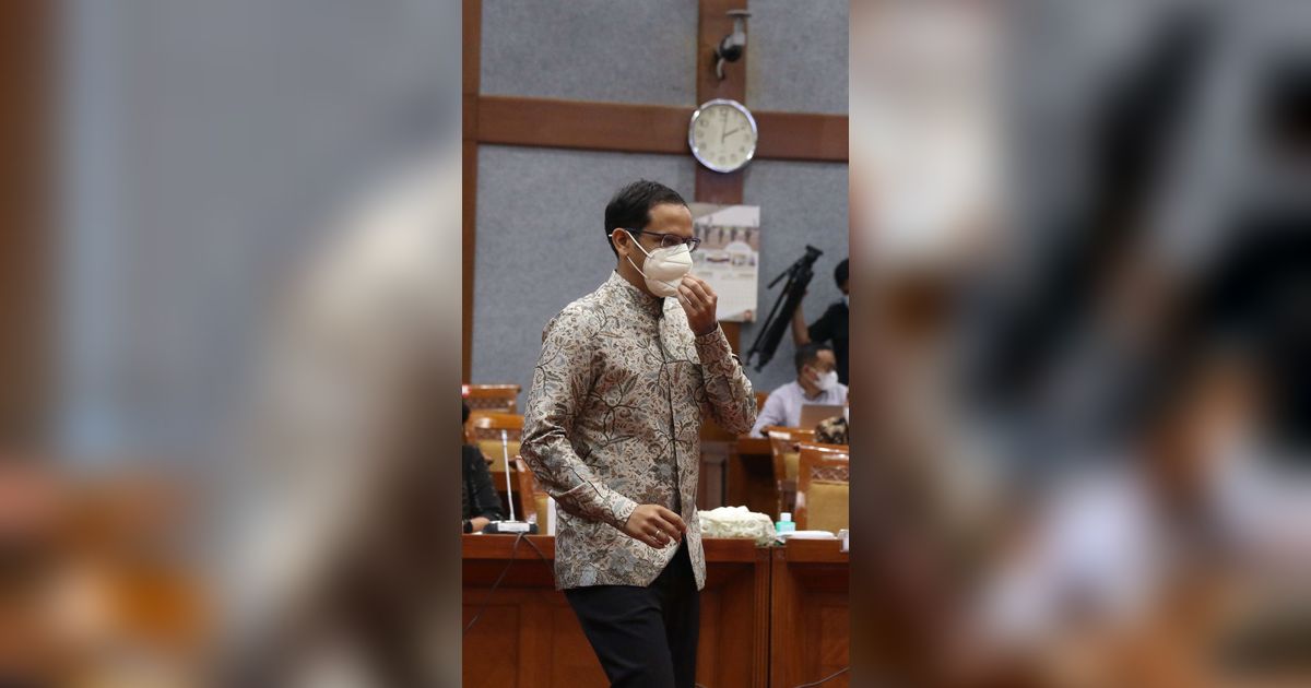 Mendikbudristek Buka Suara Aturan Skripsi Dihapus, Ini Tugas Akhir Pengganti untuk Kelulusan