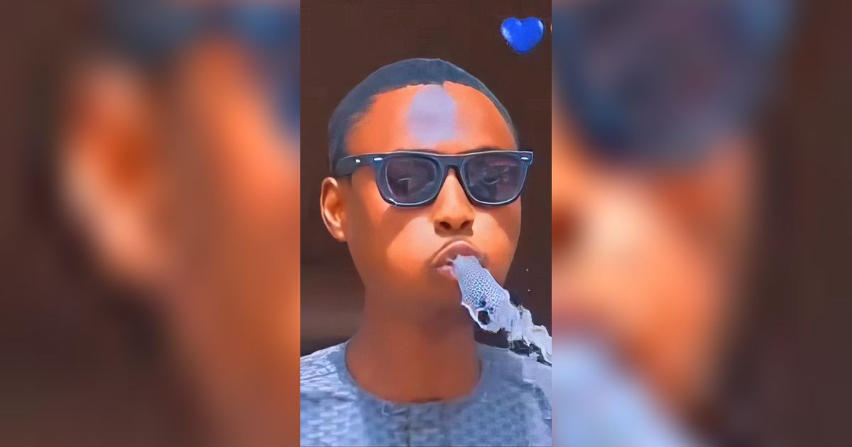 Video Viral Pria Afrika Keluarkan Berliter-liter Air Melalui Mulutnya, Bisa Dibuat Cuci Muka dan Keramas Segala