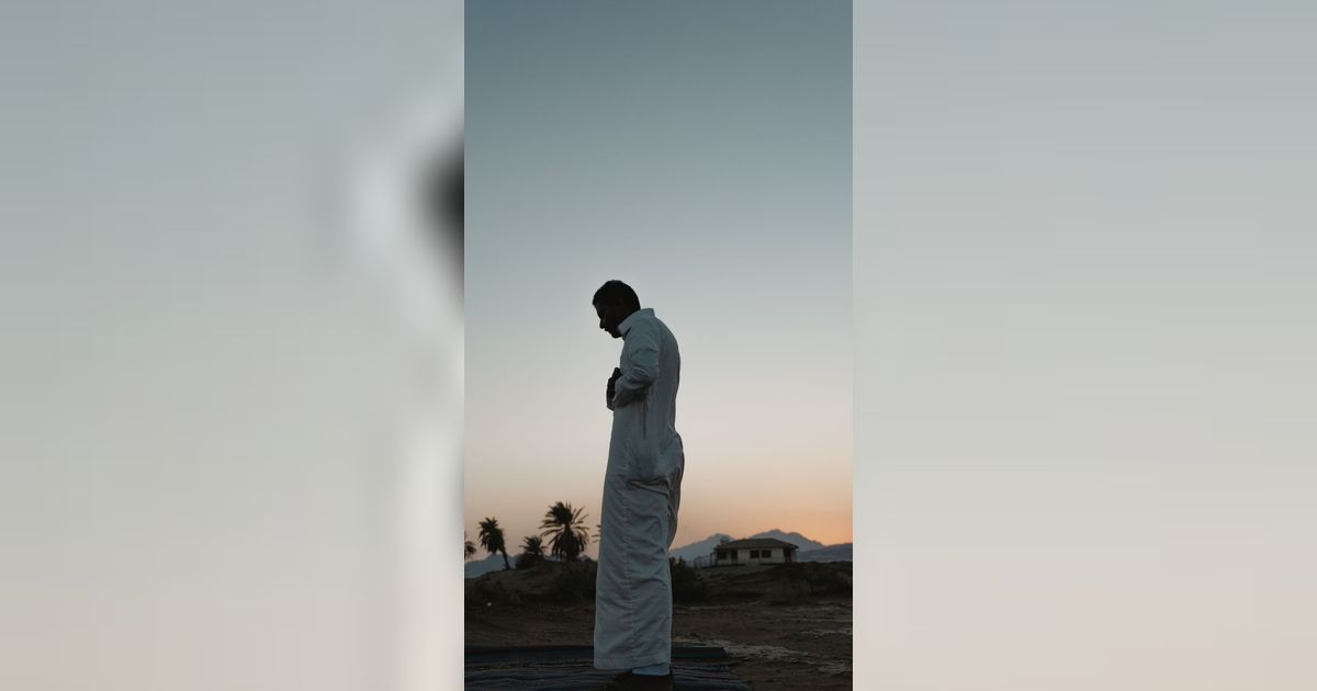 Bacaan Doa Setelah Sholat Dhuha Lengkap Beserta Tata Cara & Keutamaannya Bagi Umat Islam