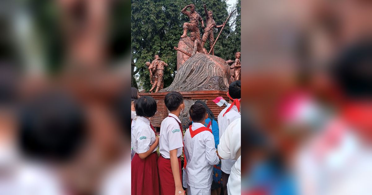 Potret Parade Cilik Kenang Perjuangan Pahlawan di Bumi Hangus Malang