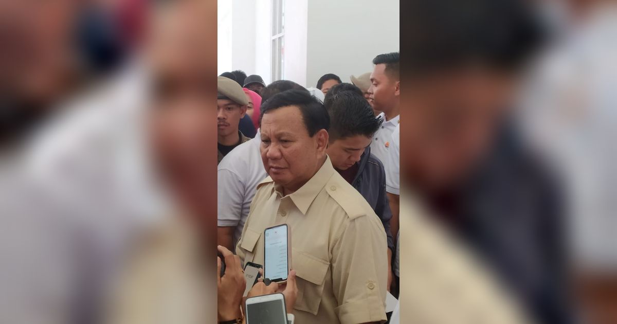 Jalan Sehat di Sulsel, Prabowo Sumbang 35 Motor Listrik dan 5 Paket Umrah