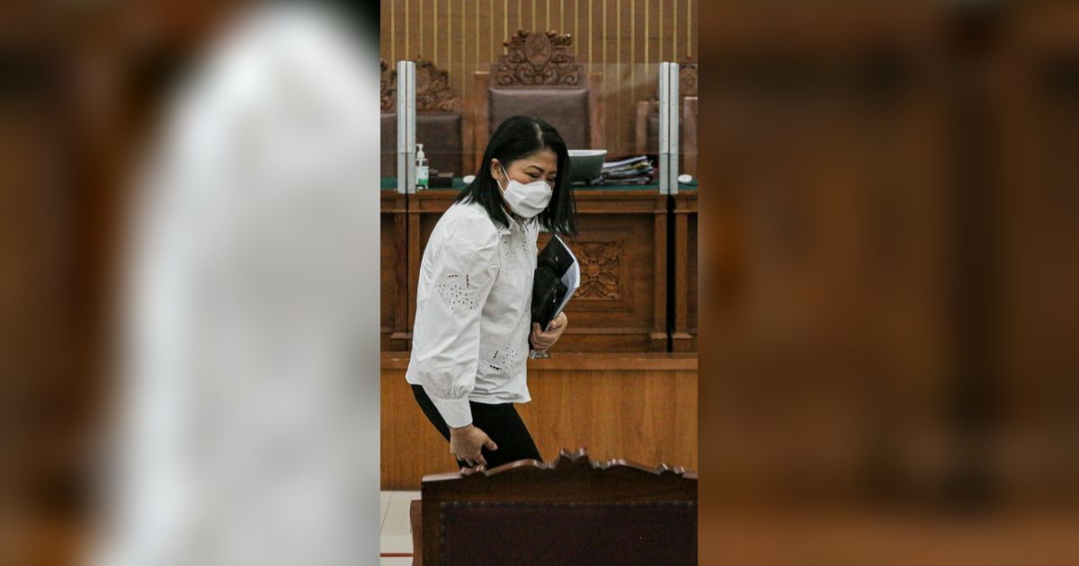 MA Potong Masa Tahanan Putri Candrawathi jadi 10 Tahun Penjara