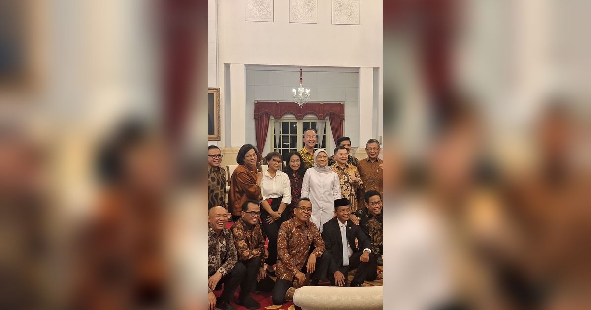 Momen Bisik-Bisik Mentan Dibalas Acungan Jempol Ketua KPK saat Bertemu di Istana Negara