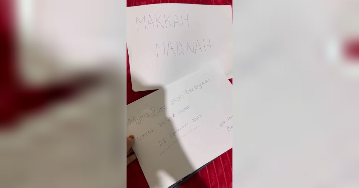 Aksi Wanita Beri Hadiah Umrah untuk Kedua Orang Tuanya Ini Viral, Banjir Pujian