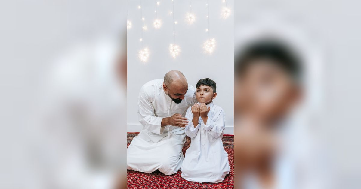 10 Doa Memiliki Anak Sholeh yang Perlu Diamalkan Orangtua, Insya Allah Si Kecil Berbudi Luhur, Berilmu, dan Taat Beragama