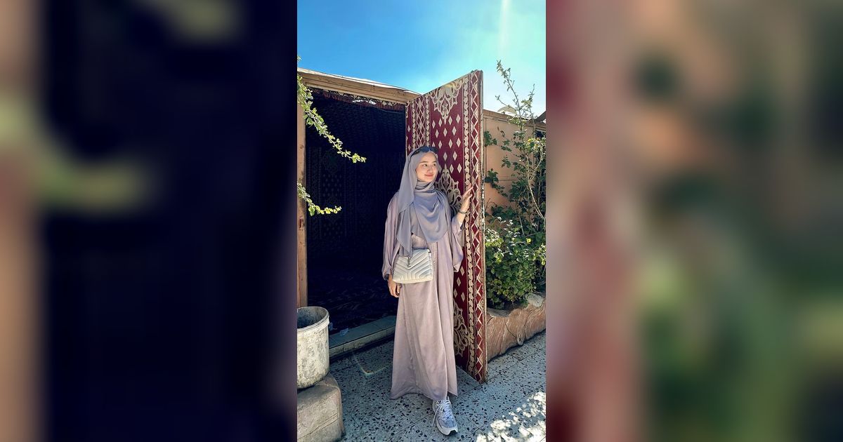 Tutorial Tampil Chic dengan Pashmina Chiffon