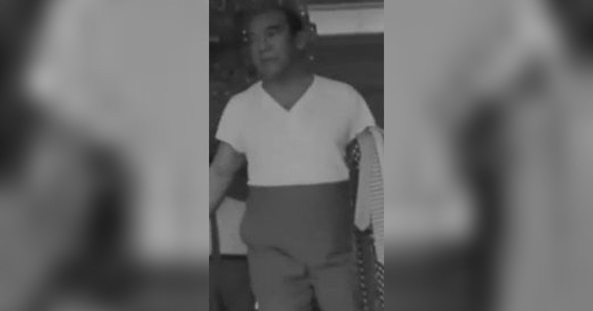 Rekaman Video Detik-Detik Soekarno Tinggalkan Istana Tahun 1967, Hanya Pakai Kaos Oblong lalu Bagi-Bagi Dasi ke Wartawan