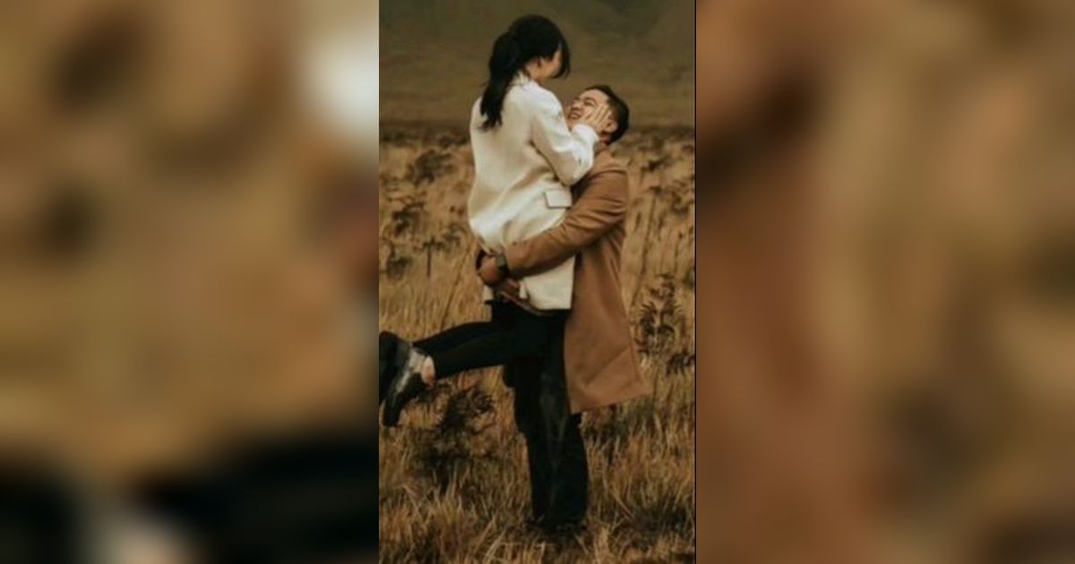 Sama-Sama Prewed di Bromo, Pasangan ini Kena Semprot Warganet Kenyataannya Beda Tahun dan Hasil Foto Lebih Bagus Tanpa Bahayakan Lingkungan