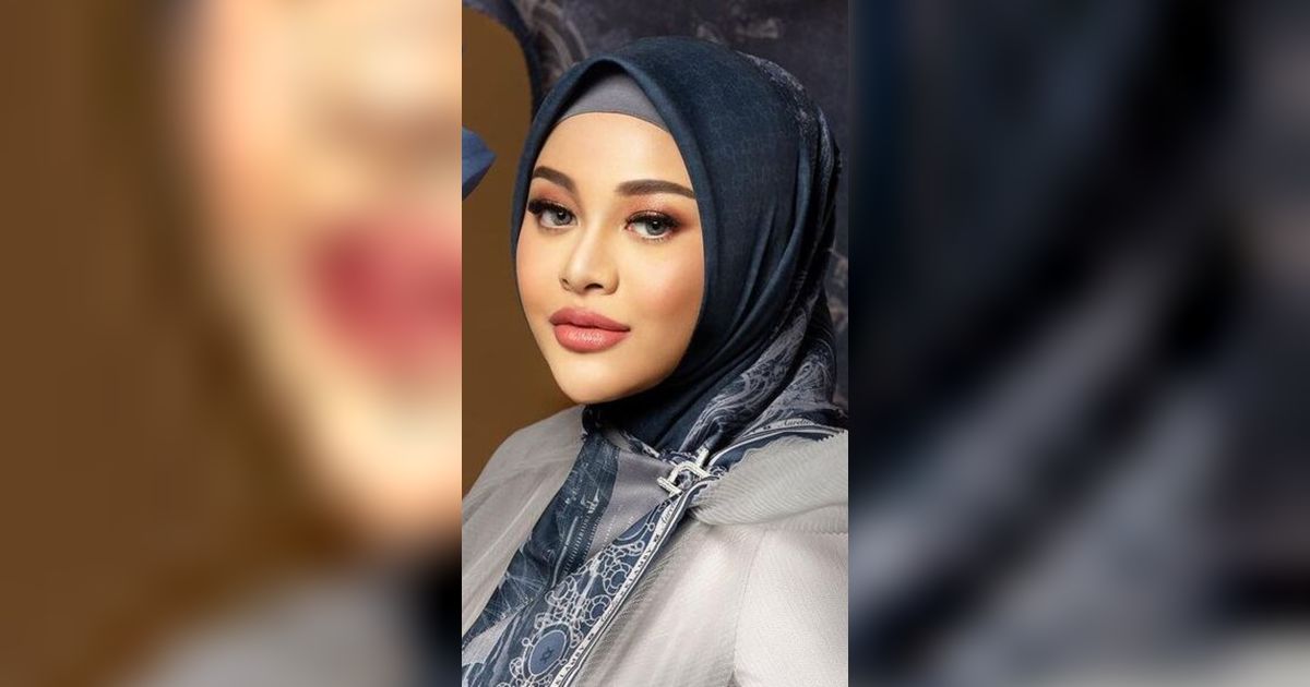 Streaming di Shopee Live! Aurel Hermansyah Sukses Jual Lebih dari 16 Ribu Produk di Puncak Kampanye Shopee 9.9